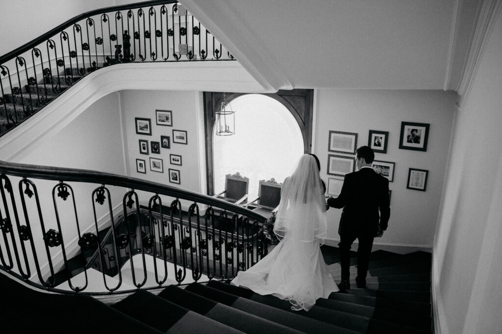 Herausforderungen einer Hochzeit mit vielen Gästen